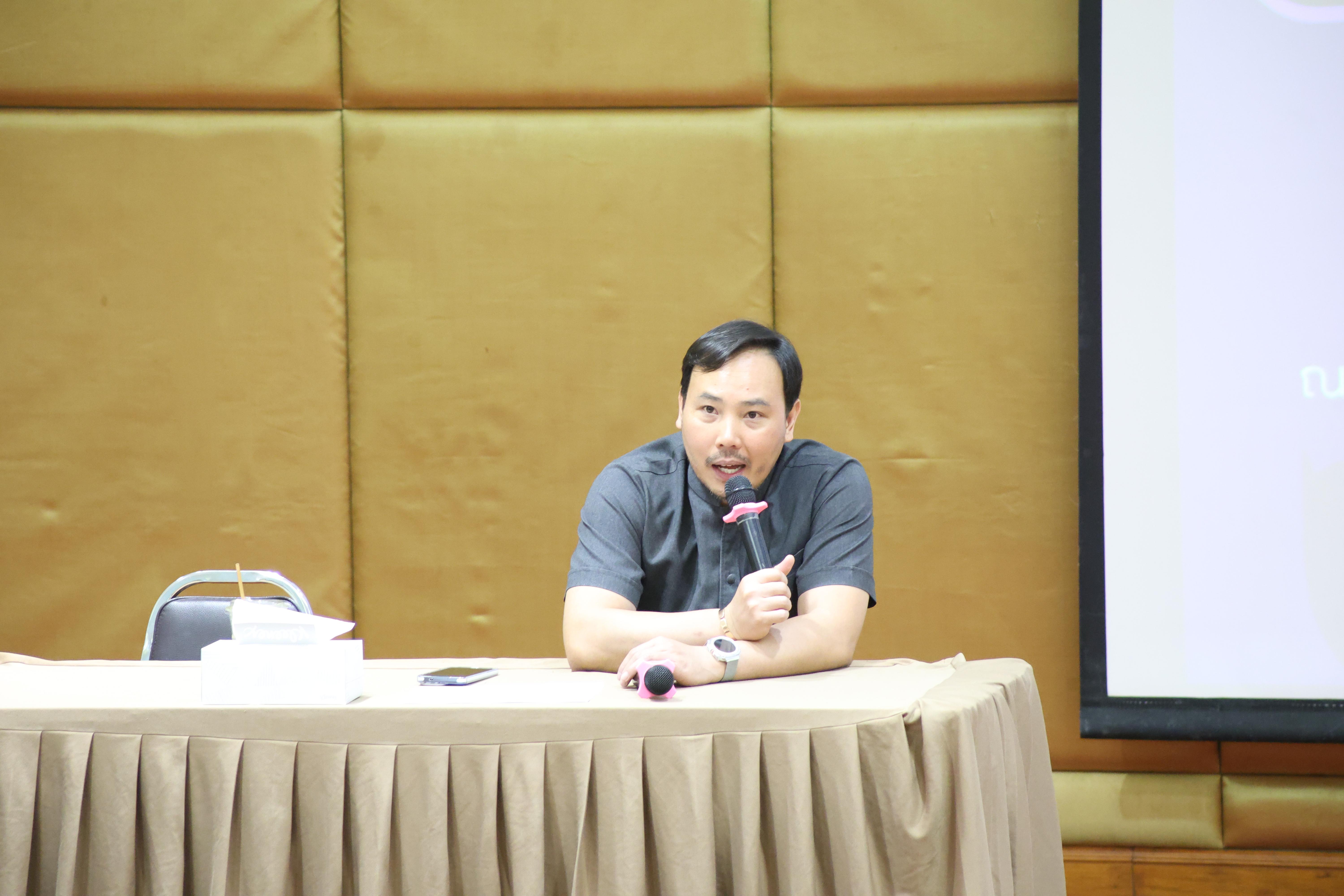 46. กิจกรรมอบรมเชิงปฏิบัติการ เรื่อง พัฒนาทักษะการทำวิจัยอย่างไรให้สำเร็จ และติดตามความก้าวหน้าการทำวิทยานิพนธ์/การค้นคว้าอิสระ สำหรับนักศึกษาระดับบัณฑิตศึกษา สาขาวิชาการบริหารการศึกษา